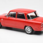 Alfa Romeo Giulia Nuova Super Czerwony Custom Wheels MCG 1:18 MCG18333 - image 5 of 6