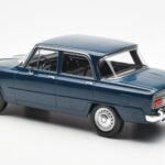Alfa Romeo Giulia TI Petrol Niebieski Norev 1:18 - image 5 of 6