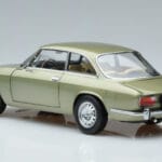 Alfa Romeo GTV 2000 Zielony Edycja Limitowana Norev 1:18 187913 Metal - image 6 of 7