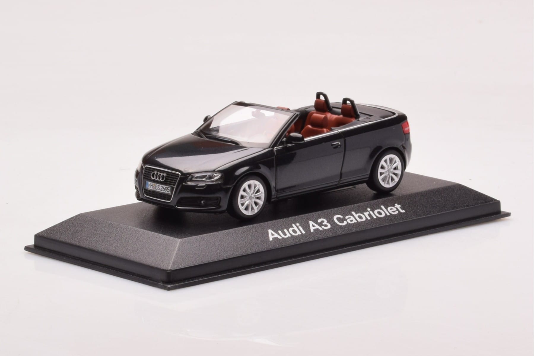 Audi A3 8P Kabriolet Czarny Minichamps 1:43 5010803333 Metal — zdjęcie 2 z 4