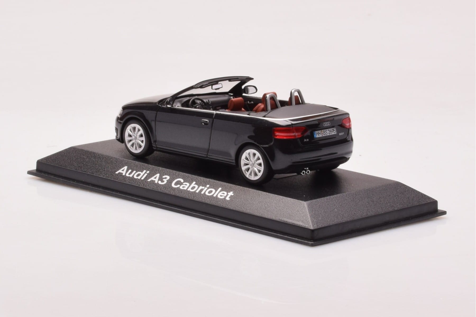 Audi A3 8P Kabriolet Czarny Minichamps 1:43 5010803333 Metal — zdjęcie 3 z 4