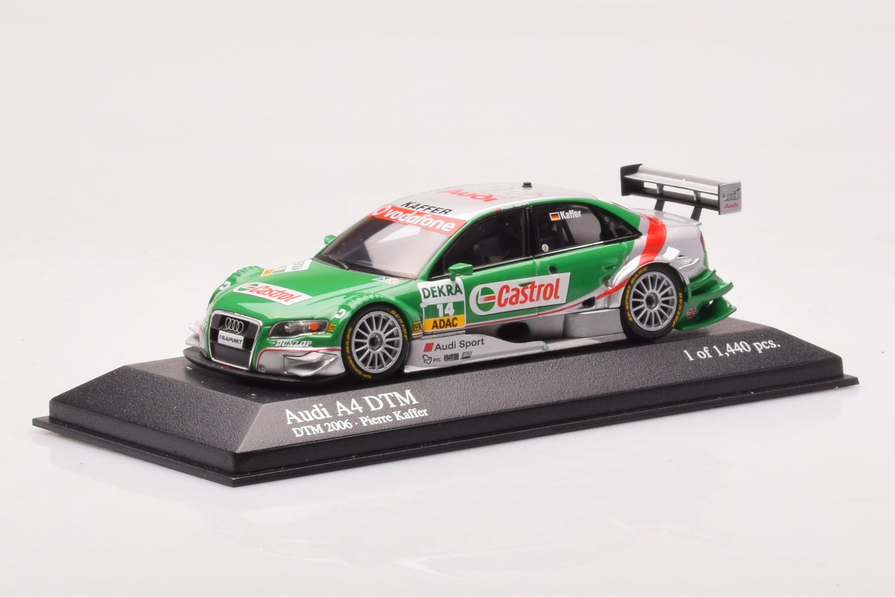 Audi A4 B7 DTM Team Phoenix #14 F. Kaffer DTM 2006 Minichamps 1:43 400061514 Metal — zdjęcie 2 z 4
