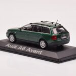 Audi A6 C5 Avant Zielony Minichamps 1:43 - image 3 of 4