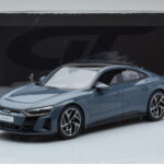 Audi E-Tron GT Szary GT Spirit 1:18 - image 6 of 6