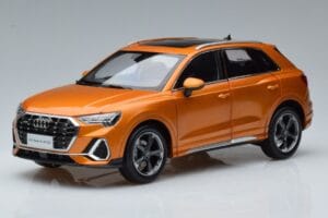 Audi Q3 F3 Pomarańczowy FAW 1:18 05730Q32019 Metal