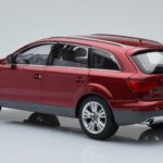 Audi Q7 4L Granatowy Czerwony Kyosho 1:18 - image 7 of 8