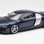 Audi R8 4.2 FSI V8 Niebieski Kyosho 1:18 09213BL