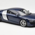 Audi R8 4.2 FSI V8 Niebieski Kyosho 1:18 09213BL - image 6 of 8