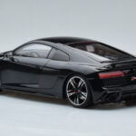 Audi R8 Performance Czarny Kengfai 1:18 - image 7 of 10