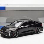 Audi RS3 8Y Sedan Czarny MCG 1:18 - image 6 of 6