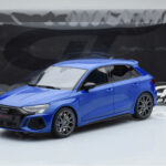 Audi RS3 8Y Sportback Performance Edition Nagaro Niebieski GT Spirit 1:18 - image 5 of 5