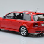 Audi RS4 B5 Avant Czerwony Otto 1:18 - image 5 of 6