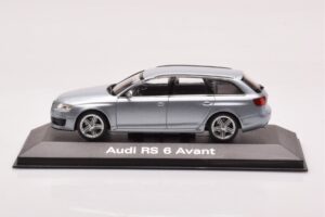 Audi RS6 C6 Monza Srebrny Minichamps 1:43 5010710213
