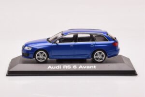 Audi RS6 C6 Sepang Niebieski Minichamps 1:43 5010710223