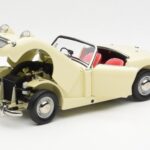 Austin-Healey Sprite Mk I Open Old English Biały Kyosho 1:18 08953EW - image 2 of 8