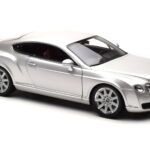 Bentley Continental GT Srebrny Minichamps 1:18 - image 6 of 8