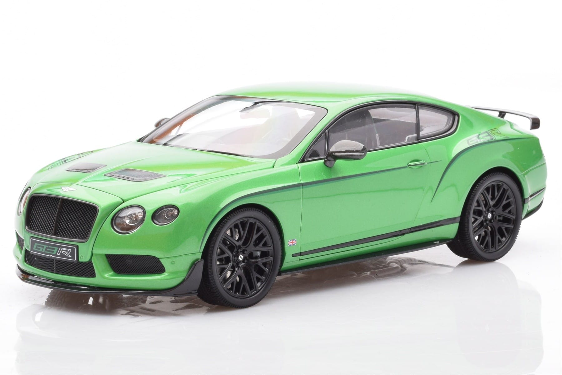 Bentley Continental GT3-R Apple Zielony Almost Real 1:18 830402 Metal
