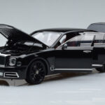 Bentley Mulsanne W.O. Edition By Mulliner Czarny Almost Real 1:18 - image 2 of 11