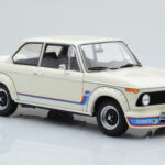 BMW 2002 Turbo Biały Kyosho 1:18 - image 6 of 8