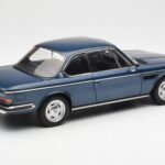 BMW 3.0 CSi E9 Niebieski Metaliczny AUTOart 1:18 - image 3 of 8