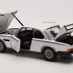 BMW 3.0 CSL E9 Biały Heritage Edition Minichamps 1:18 - image 5 of 8