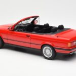 BMW 318i E30 Kabriolet Czerwony Norev 1:18 183210 - image 5 of 6