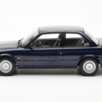 BMW 325i E30 Niebieski Metaliczny Norev 1:18 - image 3 of 6