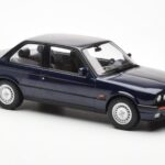 BMW 325i E30 Niebieski Metaliczny Norev 1:18 - image 4 of 6
