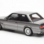 BMW 325i E30 Szary Metallic Otto 1:18 - image 5 of 6