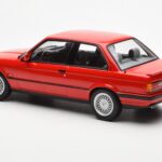 BMW 325i E30 Czerwony Norev 1:18 - image 5 of 6
