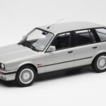 BMW 325i E30 Touring Srebrny Norev 1:18 183216