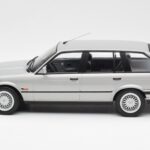 BMW 325i E30 Touring Srebrny Norev 1:18 183216 - image 3 of 6