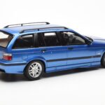 BMW 328i E36 Touring M Package Niebieski Otto 1:18 - image 2 of 6