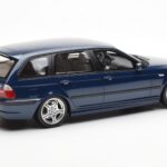 BMW 330i E46 Touring Niebieski Otto 1:18 - image 2 of 6
