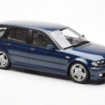 BMW 330i E46 Touring Niebieski Otto 1:18 - image 4 of 6