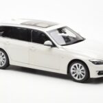 BMW 335i F31 Touring Alpine Biały Paragon 1:18 - image 6 of 8