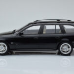 BMW 540 E39 Touring M Package Czarny Otto 1:18 - image 3 of 6
