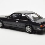 BMW 635 CSi E24 Diamant Czarny Metaliczny AUTOart 1:18 - image 7 of 8