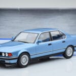 BMW 7 Series E32 730i Niebieski MCG 1:18 MCG18160 Metal - image 5 of 5