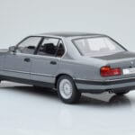 BMW 7 Series E32 740i Srebrny MCG 1:18 MCG18161 Metal - image 4 of 5