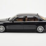 BMW 750iL E38 Czarny Otto 1:18 - image 3 of 6