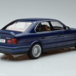 BMW Alpina B10 4.6 E34 Niebieski MCG 1:18 MCG18230 Metal - image 2 of 6