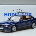 BMW Alpina B10 4.6 E34 Niebieski MCG 1:18 MCG18230 Metal - image 6 of 6