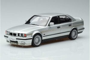BMW Alpina B10 4.6 E34 Srebrny MCG 1:18 MCG18231 Metal