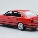 BMW Alpina B10 E34 Biturbo Czerwony Otto 1:18 - image 5 of 6
