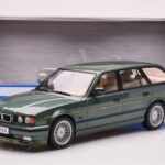 BMW Alpina B10 E34 Touring Ciemnozielony MCG 1:18 - image 6 of 6