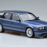 BMW Alpina B10 E34 4.0 Touring Niebieski Otto 1:18 OT944 Żywica - image 4 of 6