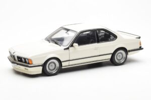 BMW M635 CSi E24 Biały Dealer Edition AUTOart 1:18 80430145829