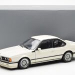 BMW M635 CSi E24 Biały Dealer Edition AUTOart 1:18 - image 8 of 8