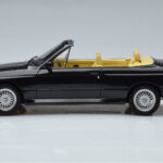 BMW M3 E30 Kabriolet Czarny Otto 1:18 - image 3 of 6